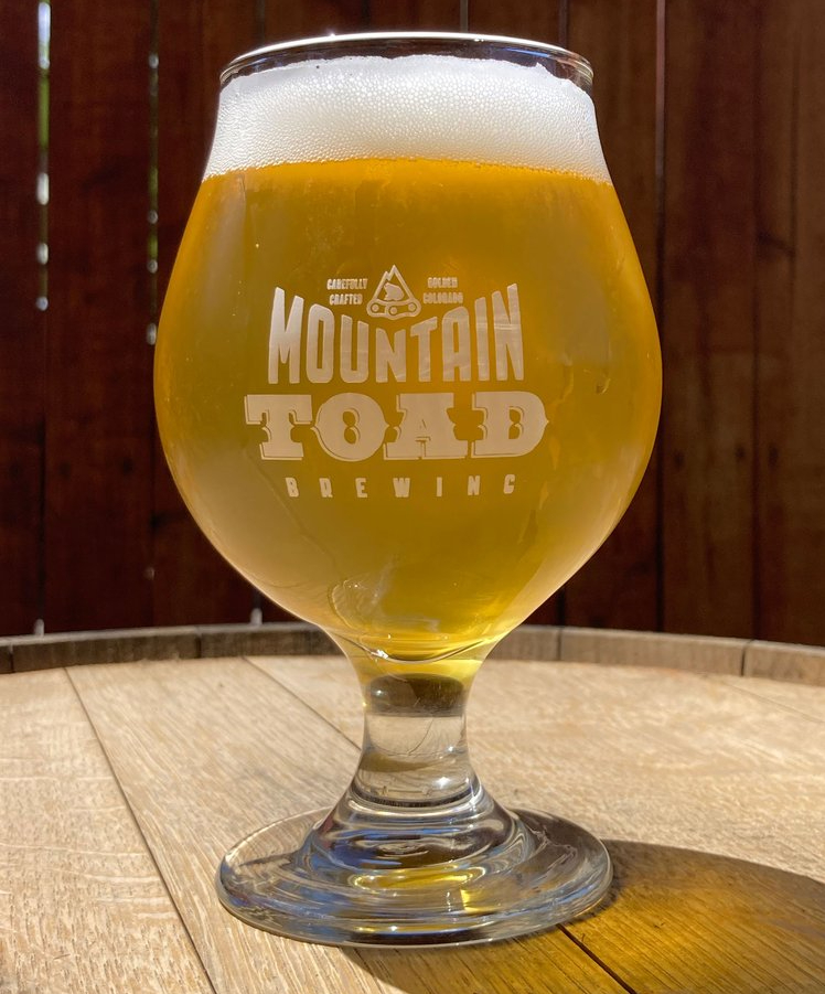 Mountain Toad Golden Stout